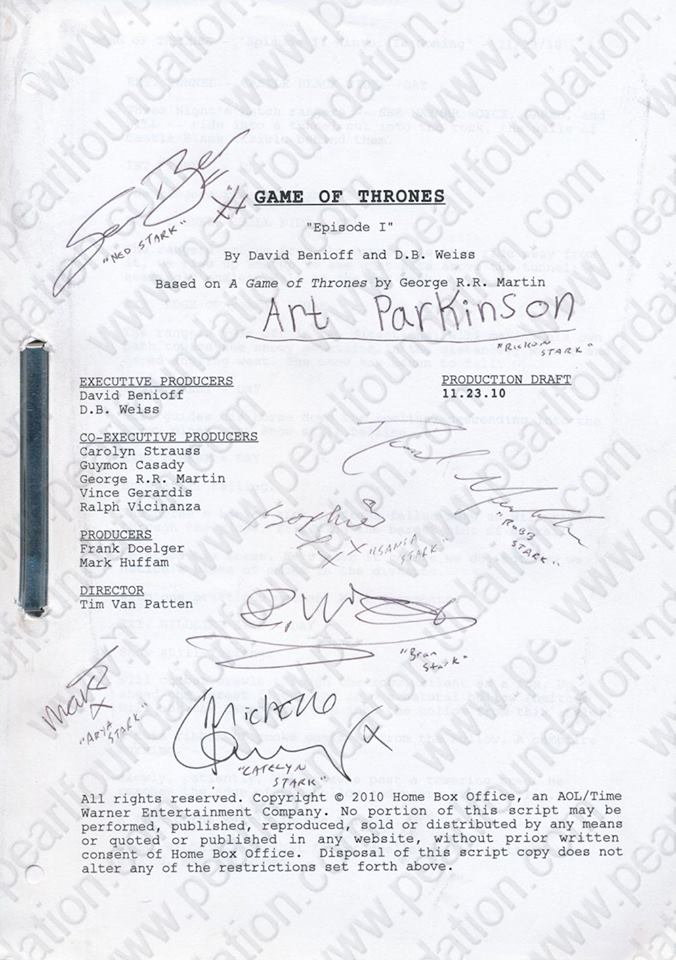 Subastan el primer guión de Juego de Tronos firmado por todos los Stark