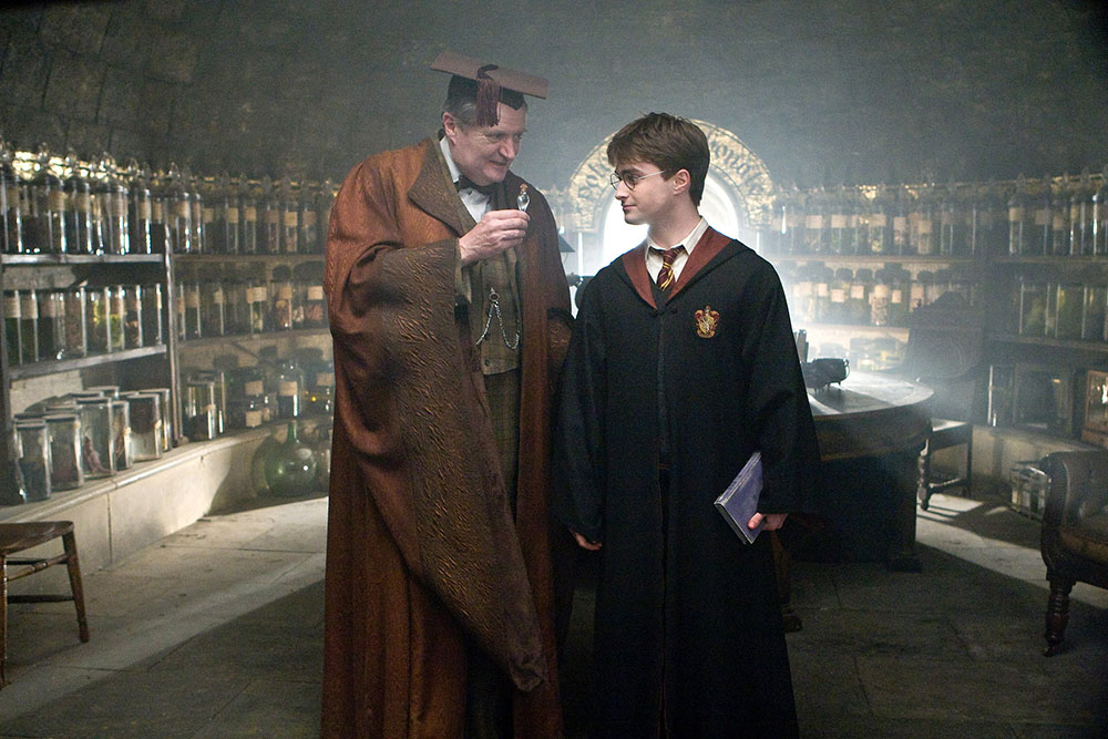 Jim Broadbent se une al reparto de Juego de Tronos