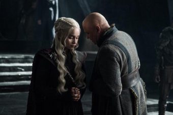 703-dragonstone-daenerys-varys-1