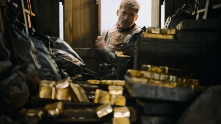 9-jaime-with-gold-scrncap-spoils-trailer