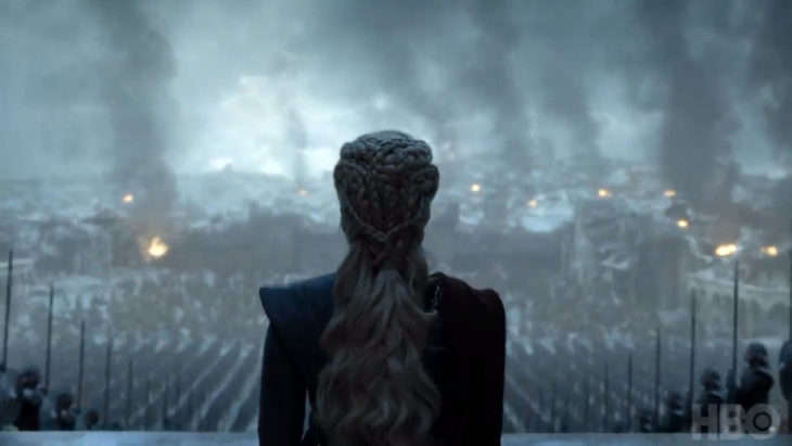 8x06-9 daenerys contempla su ejército victorioso