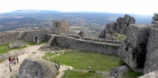Se buscan extras para el rodaje de House of the Dragon en Monsanto (Portugal)