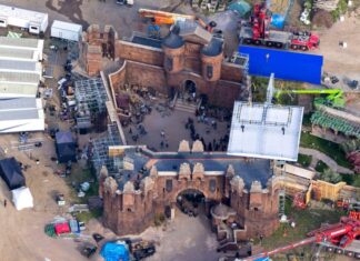Fortalezas y bosques de arcianos en los estudios de Warner Bros para House of the Dragon