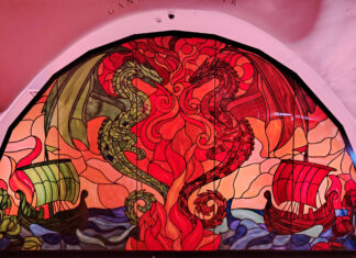 La Casa del Drac – Crónica con fotos de El despertar del dragón, la ESPECTACULAR colaboración de HBO Max España con la Casa Batlló