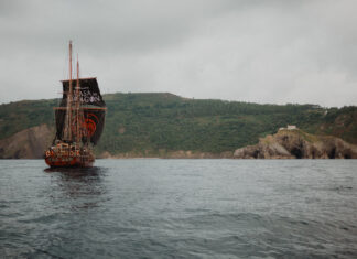 Un abordaje Targaryen – Crónica con fotos de la experiencia inmersiva del barco Targaryen organizado por HBO Max España