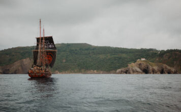 Un abordaje Targaryen – Crónica con fotos de la experiencia inmersiva del barco Targaryen organizado por HBO Max España